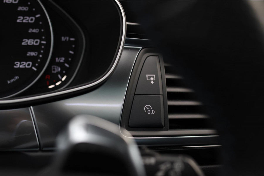 Audi RS6 Performance 4.0 TFSI Quattro *Pano*Akra*B&O*Keramisch*Carbon*Soft-Close*