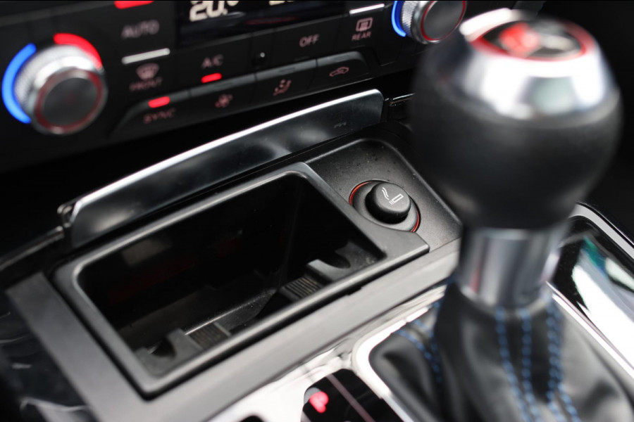 Audi RS6 Performance 4.0 TFSI Quattro *Pano*Akra*B&O*Keramisch*Carbon*Soft-Close*