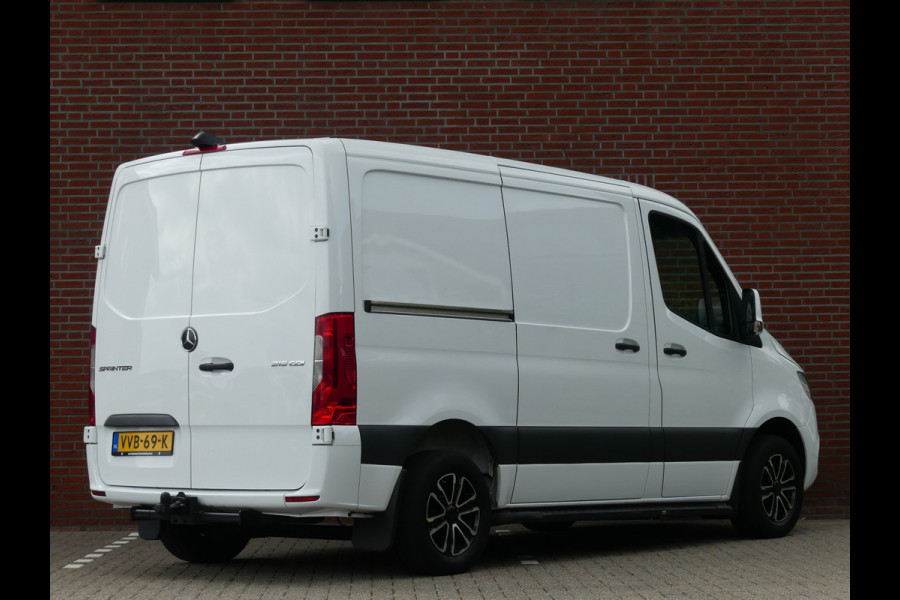 Mercedes-Benz Sprinter 215 CDI L1H1 Camera/Leer/Trekhaak/Airco/Navigatie