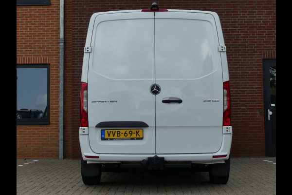 Mercedes-Benz Sprinter 215 CDI L1H1 Camera/Leer/Trekhaak/Airco/Navigatie