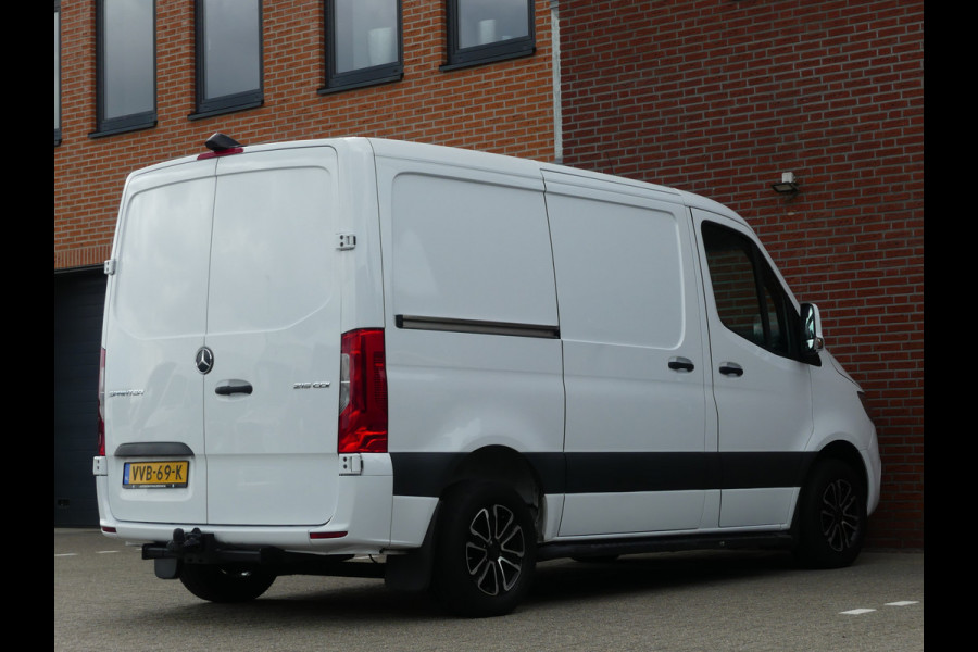 Mercedes-Benz Sprinter 215 CDI L1H1 Camera/Leer/Trekhaak/Airco/Navigatie
