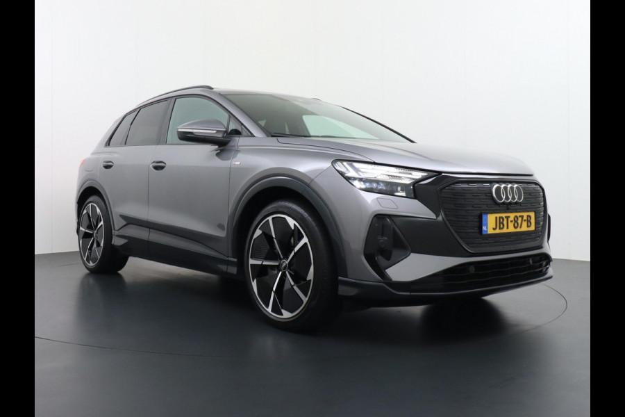 Audi Q4 e-tron 50 quattro S edition 77 kWh VAN: 44.900,- VOOR: 40.877,- UW HERFSTVOORDEEL: 4.023,- ELEKTRISCH PANORAMADAK | HEAD-UP DISPLAY | ADAPTIEVE CRUISE CONTROL | CAMERA | ELEKTRISCHE TREKHAAK | RIJKLAAR MET 12 MAANDEN BOVAG GARANTIE!