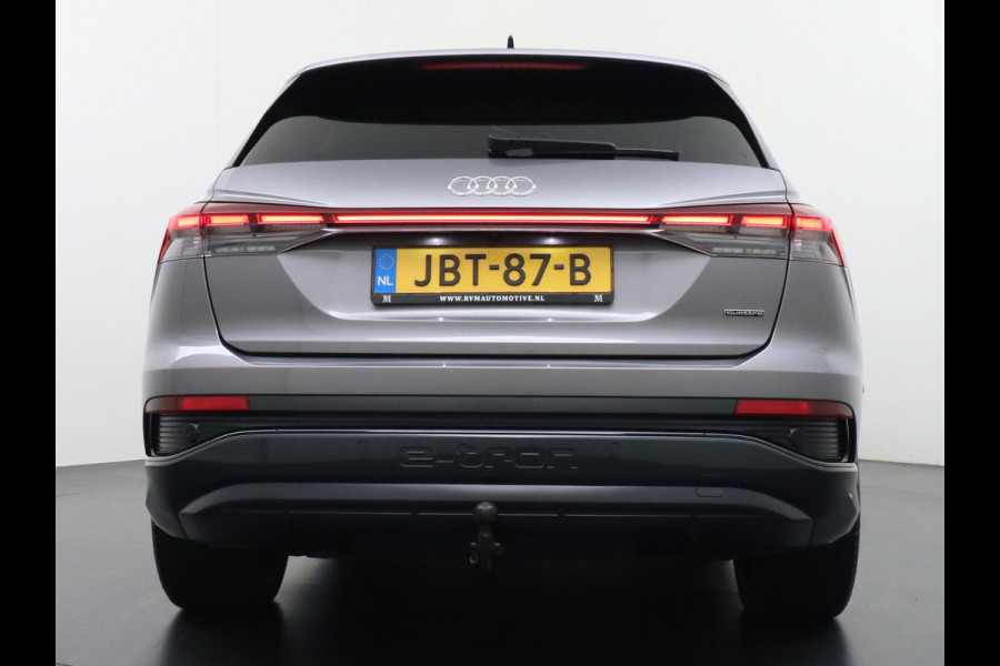 Audi Q4 e-tron 50 quattro S edition 77 kWh VAN: 44.900,- VOOR: 40.877,- UW HERFSTVOORDEEL: 4.023,- ELEKTRISCH PANORAMADAK | HEAD-UP DISPLAY | ADAPTIEVE CRUISE CONTROL | CAMERA | ELEKTRISCHE TREKHAAK | RIJKLAAR MET 12 MAANDEN BOVAG GARANTIE!