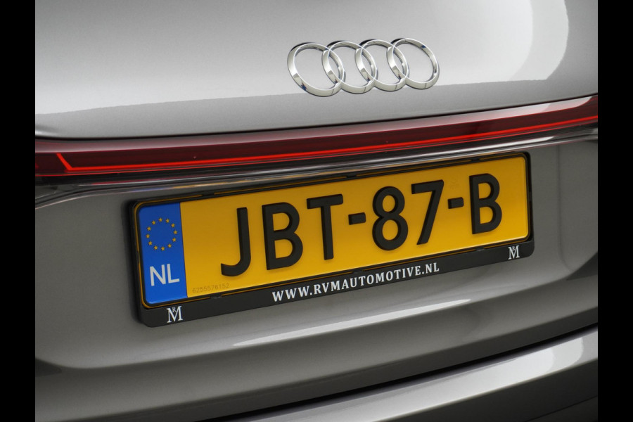 Audi Q4 e-tron 50 quattro S edition 77 kWh VAN: 44.900,- VOOR: 40.877,- UW HERFSTVOORDEEL: 4.023,- ELEKTRISCH PANORAMADAK | HEAD-UP DISPLAY | ADAPTIEVE CRUISE CONTROL | CAMERA | ELEKTRISCHE TREKHAAK | RIJKLAAR MET 12 MAANDEN BOVAG GARANTIE!