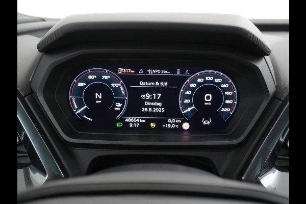Audi Q4 e-tron 50 quattro S edition 77 kWh VAN: 44.900,- VOOR: 40.877,- UW HERFSTVOORDEEL: 4.023,- ELEKTRISCH PANORAMADAK | HEAD-UP DISPLAY | ADAPTIEVE CRUISE CONTROL | CAMERA | ELEKTRISCHE TREKHAAK | RIJKLAAR MET 12 MAANDEN BOVAG GARANTIE!