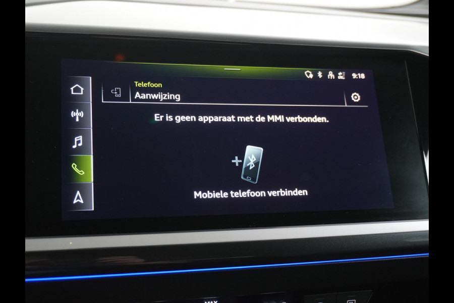 Audi Q4 e-tron 50 quattro S edition 77 kWh VAN: 44.900,- VOOR: 40.877,- UW HERFSTVOORDEEL: 4.023,- ELEKTRISCH PANORAMADAK | HEAD-UP DISPLAY | ADAPTIEVE CRUISE CONTROL | CAMERA | ELEKTRISCHE TREKHAAK | RIJKLAAR MET 12 MAANDEN BOVAG GARANTIE!