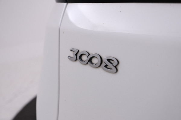 Peugeot 3008 1.2 PureTech GT Line Panorama, leer, climate,