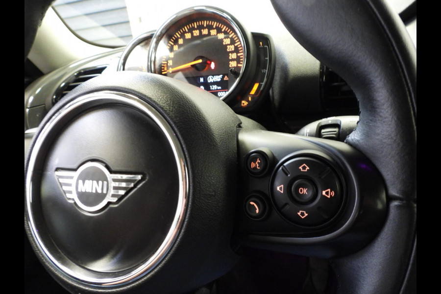 MINI Clubman 1.5 One Salt NAVI/CLIMA/PDC/17"LMV!