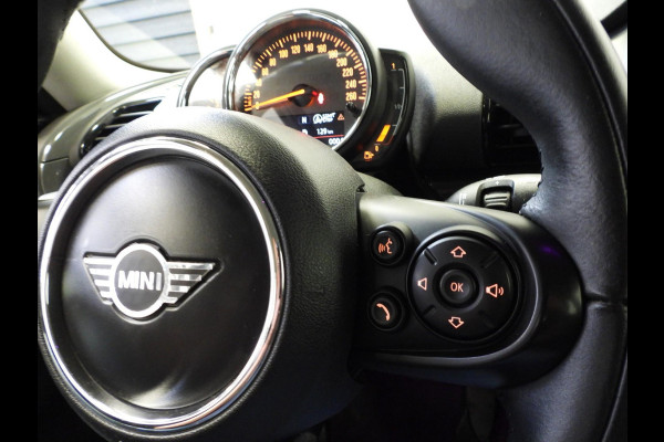 MINI Clubman 1.5 One Salt NAVI/CLIMA/PDC/17"LMV!