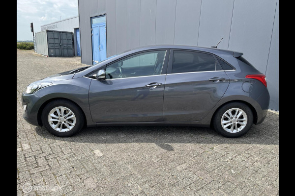 Hyundai i30 1.6 GDi GO! TREKHAAK