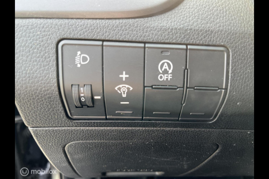 Hyundai i30 1.6 GDi GO! TREKHAAK