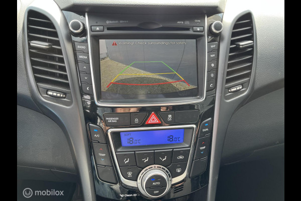 Hyundai i30 1.6 GDi GO! TREKHAAK