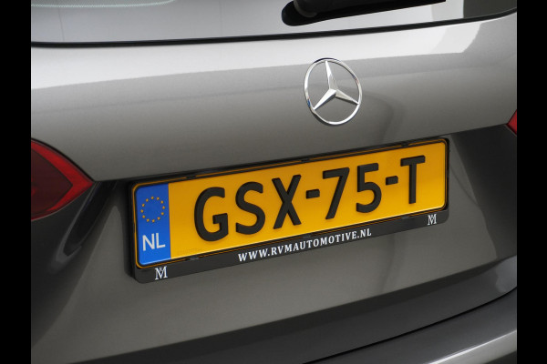 Mercedes-Benz B-Klasse 200 Business Solution AMG VAN: 27.900,- VOOR 25.877,- UW HERFSTVOORDEEL: 2.023,- Leder | Elektrische Kofferbak | Ambilight Sfeerverlichting | Rijklaar geleverd met 12 maanden BOVAG-garantie