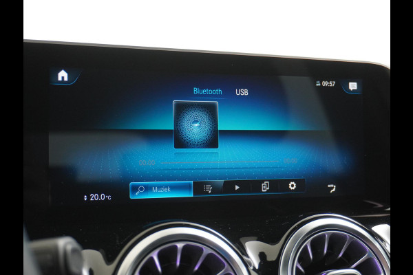 Mercedes-Benz B-Klasse 200 Business Solution AMG VAN: 27.900,- VOOR 25.877,- UW HERFSTVOORDEEL: 2.023,- Leder | Elektrische Kofferbak | Ambilight Sfeerverlichting | Rijklaar geleverd met 12 maanden BOVAG-garantie