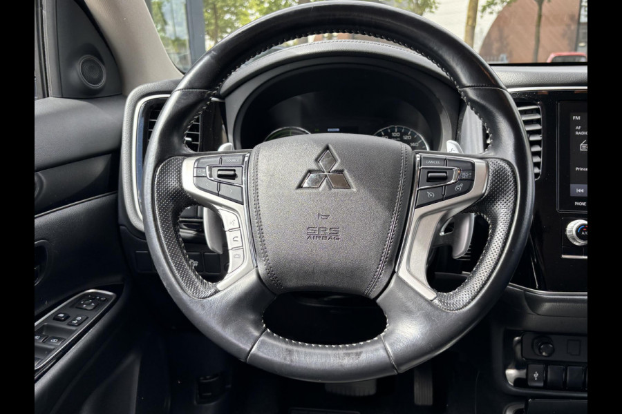 Mitsubishi Outlander 2.4 PHEV Intense+ VAN: 28.900,- VOOR: 25.330,- UW HERFSTVOORDEEL: 3.570,- PLUG-IN HYBRIDE | DEALER ONDERHOUDEN | AFNEEMBARE TREKHAAK | RIJKLAAR MET 12 MAANDEN BOVAG GARANTIE!