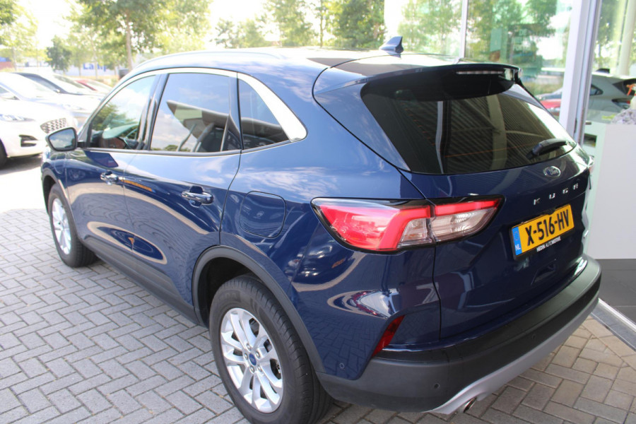 Ford Kuga 2.5 PHEV Titanium | Adaptieve Cruise Control | Voorruitverwarming | Climate Control | Achteruitrijcamera | BLIS | Privacy Glass | DAB | Stoelverwarming | 32DKM!