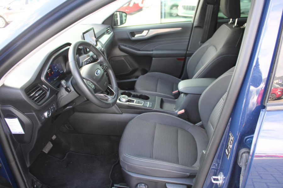 Ford Kuga 2.5 PHEV Titanium | Adaptieve Cruise Control | Voorruitverwarming | Climate Control | Achteruitrijcamera | BLIS | Privacy Glass | DAB | Stoelverwarming | 32DKM!