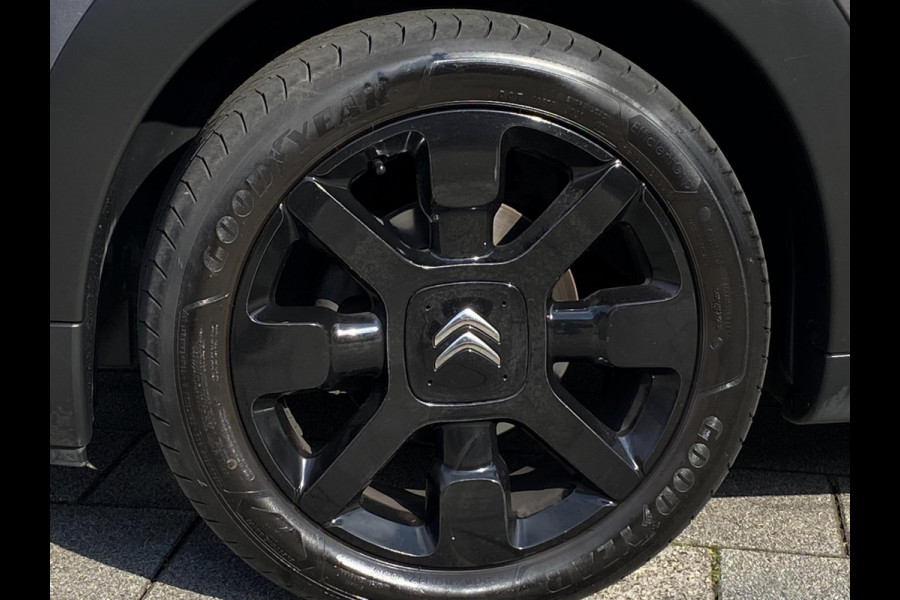 Citroën C4 Cactus 1.2 PureTech Shine - Navigatie / Apple CarPlay I Airco I LED I PDC / Achteruitrij camera I Dealer onderhouden