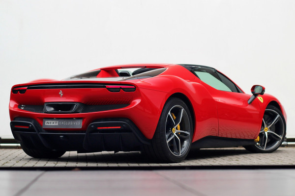 Ferrari 296 GTS 3.0 V6 | NEW | VAT | LIFT | DAYTONA | 360