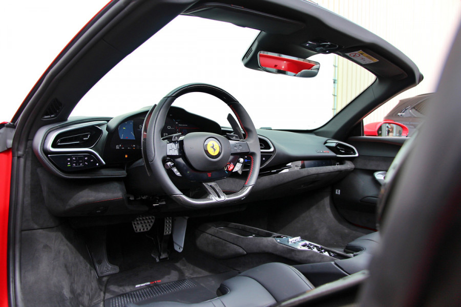 Ferrari 296 GTS 3.0 V6 | NEW | VAT | LIFT | DAYTONA | 360