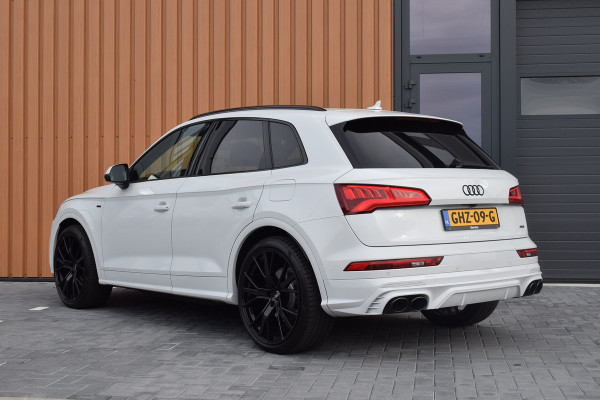 Audi Q5 55 TFSIe Quattro S-line | Luchtvering | Pano | Virtual | B&O