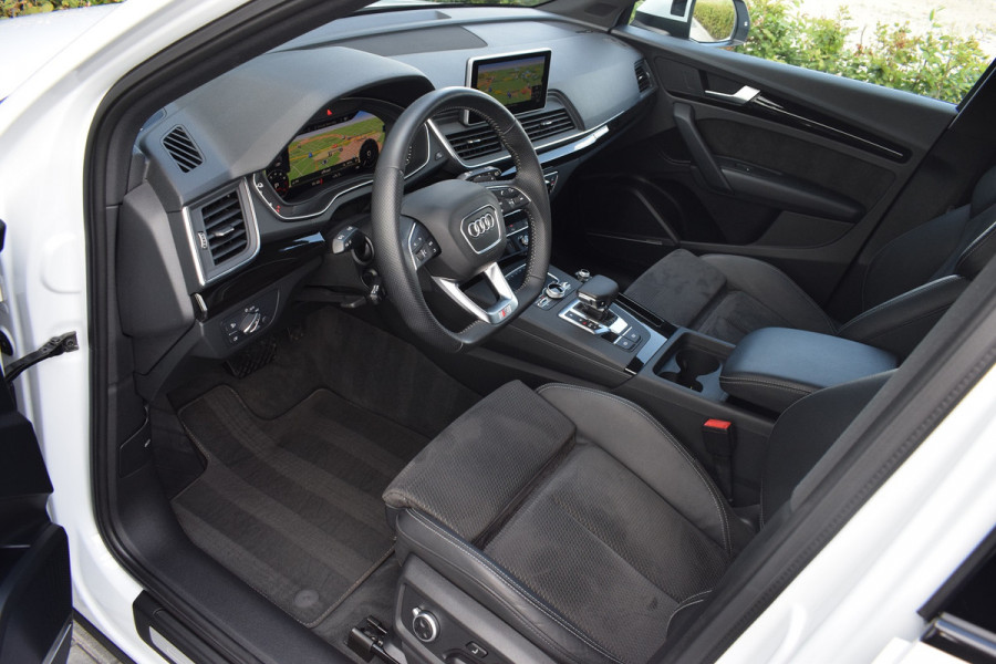 Audi Q5 55 TFSIe Quattro S-line | Luchtvering | Pano | Virtual | B&O