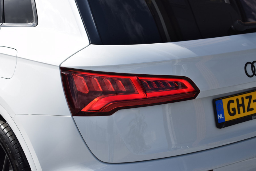 Audi Q5 55 TFSIe Quattro S-line | Luchtvering | Pano | Virtual | B&O