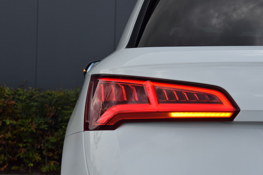 Audi Q5 55 TFSIe Quattro S-line | Luchtvering | Pano | Virtual | B&O