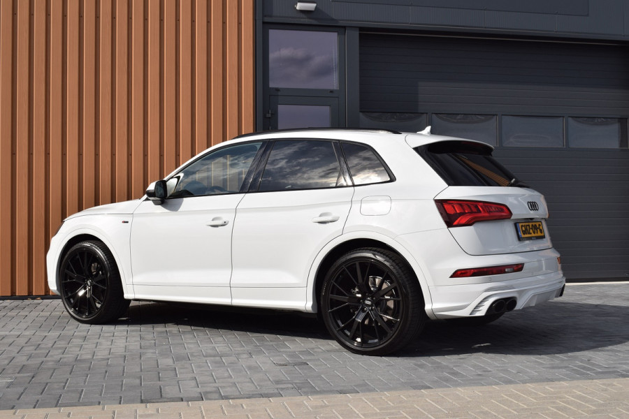 Audi Q5 55 TFSIe Quattro S-line | Luchtvering | Pano | Virtual | B&O