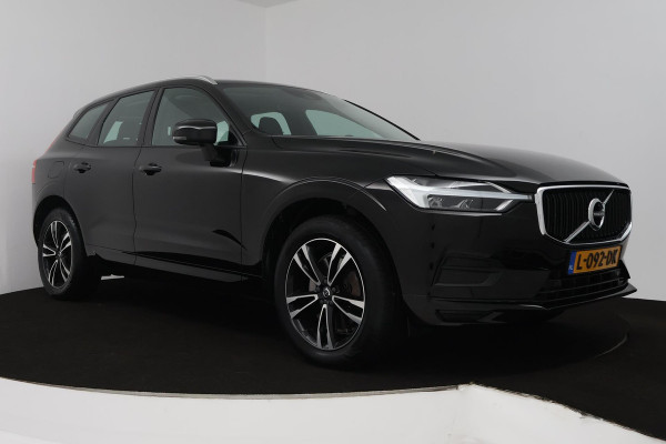 Volvo XC60 2.0 T5 AWD Momentum (TREKHAAK WEGKLAPBAAR, ACHTERUITRIJCAMERA, STOELVERWARMING, CARPLAY, NAVIGATIE, AUTOMAAT)