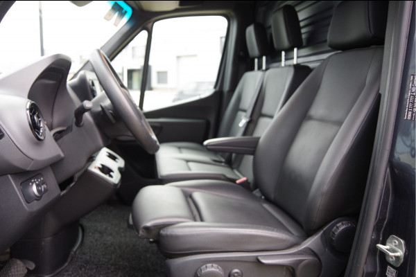 Mercedes-Benz Sprinter 319 3.0 CDI V6 L3H2 AUT. LED,LEDER, 3.5T TREKHAAK, CRUISE, MBUX, CAMERA, STANDKACHEL, CLIMA, APPLE CARPLAY/ANDROID AUTO, PARKEER