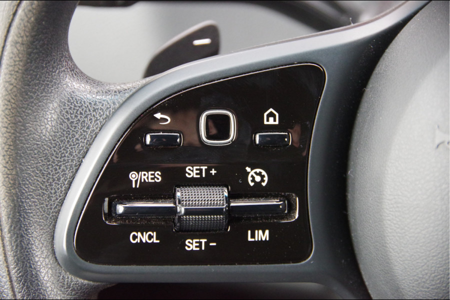 Mercedes-Benz Sprinter 319 3.0 CDI V6 L3H2 AUT. LED,LEDER, 3.5T TREKHAAK, CRUISE, MBUX, CAMERA, STANDKACHEL, CLIMA, APPLE CARPLAY/ANDROID AUTO, PARKEER