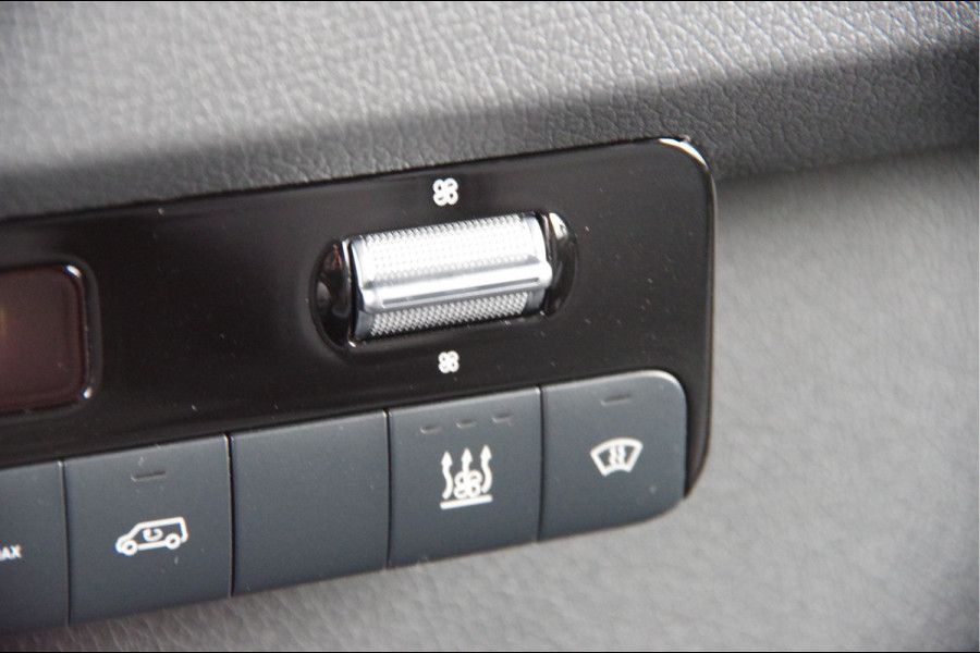 Mercedes-Benz Sprinter 319 3.0 CDI V6 L3H2 AUT. LED,LEDER, 3.5T TREKHAAK, CRUISE, MBUX, CAMERA, STANDKACHEL, CLIMA, APPLE CARPLAY/ANDROID AUTO, PARKEER