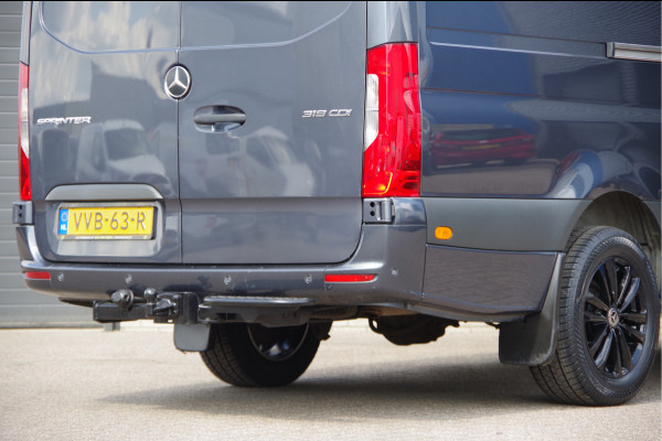 Mercedes-Benz Sprinter 319 3.0 CDI V6 L3H2 AUT. LED,LEDER, 3.5T TREKHAAK, CRUISE, MBUX, CAMERA, STANDKACHEL, CLIMA, APPLE CARPLAY/ANDROID AUTO, PARKEER