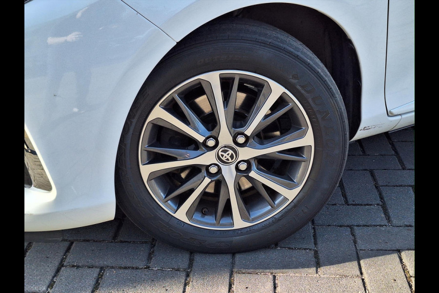 Toyota Yaris 1.5 Hybrid Y20 | Stoelverwarming, Privacy Glass, Keyless, Lichtmetalen velgen, Parkeercamera, Cruise control