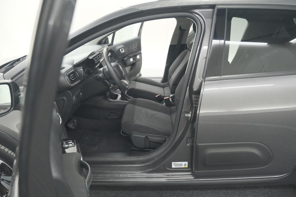Citroën C3 PureTech 110 EAT6 Max | Apple Carplay | Parkeersensoren | Climate Control | 16 Inch Lichtmetalen Velgen Citroën C3 PureTech 110 EAT6 Max | Apple Carplay | Parkeersensoren | Climate Control | 16 Inch Lichtmetalen Velgen