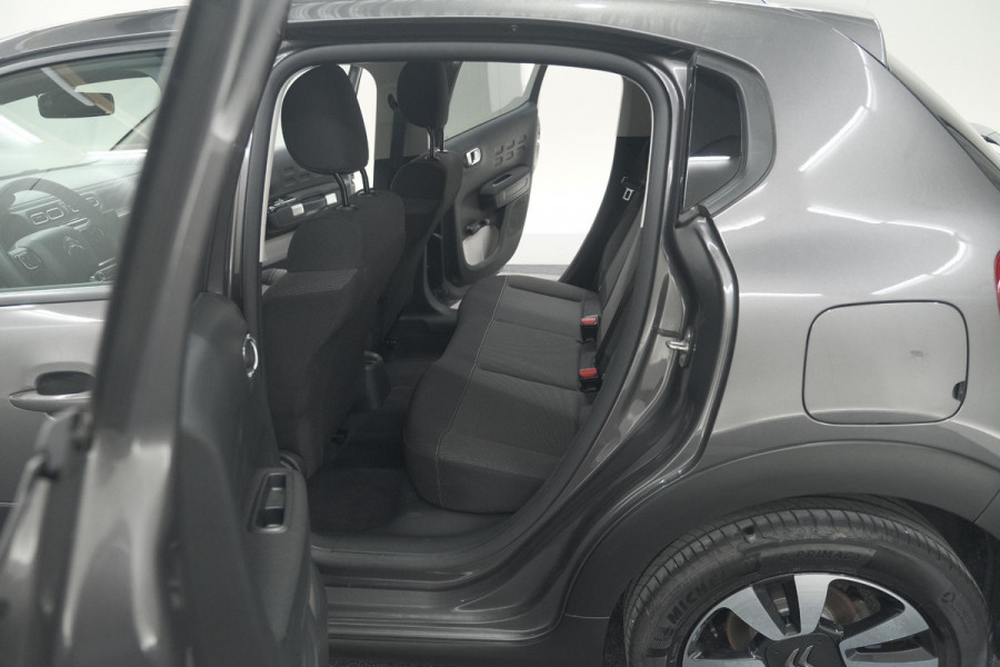 Citroën C3 PureTech 110 EAT6 Max | Apple Carplay | Parkeersensoren | Climate Control | 16 Inch Lichtmetalen Velgen Citroën C3 PureTech 110 EAT6 Max | Apple Carplay | Parkeersensoren | Climate Control | 16 Inch Lichtmetalen Velgen