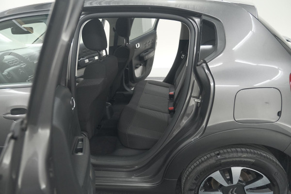 Citroën C3 PureTech 110 EAT6 Max | Apple Carplay | Parkeersensoren | Climate Control | 16 Inch Lichtmetalen Velgen Citroën C3 PureTech 110 EAT6 Max | Apple Carplay | Parkeersensoren | Climate Control | 16 Inch Lichtmetalen Velgen