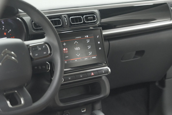 Citroën C3 PureTech 110 EAT6 Max | Apple Carplay | Parkeersensoren | Climate Control | 16 Inch Lichtmetalen Velgen Citroën C3 PureTech 110 EAT6 Max | Apple Carplay | Parkeersensoren | Climate Control | 16 Inch Lichtmetalen Velgen
