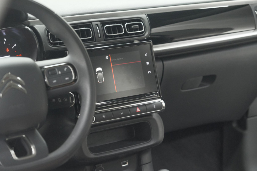 Citroën C3 PureTech 110 EAT6 Max | Apple Carplay | Parkeersensoren | Climate Control | 16 Inch Lichtmetalen Velgen Citroën C3 PureTech 110 EAT6 Max | Apple Carplay | Parkeersensoren | Climate Control | 16 Inch Lichtmetalen Velgen