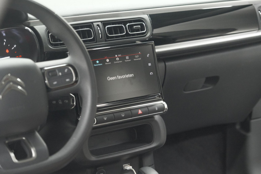 Citroën C3 PureTech 110 EAT6 Max | Apple Carplay | Parkeersensoren | Climate Control | 16 Inch Lichtmetalen Velgen Citroën C3 PureTech 110 EAT6 Max | Apple Carplay | Parkeersensoren | Climate Control | 16 Inch Lichtmetalen Velgen