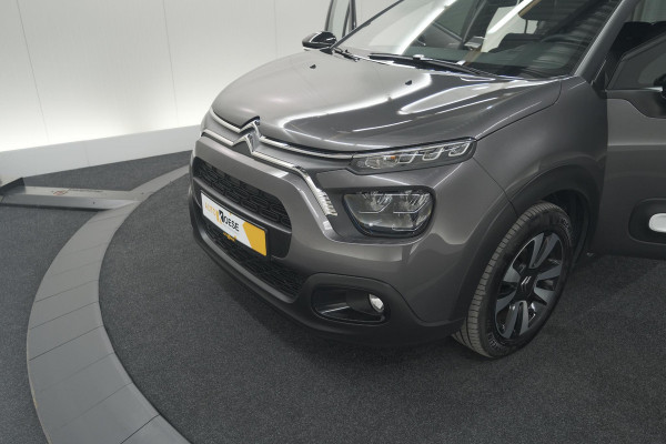 Citroën C3 PureTech 110 EAT6 Max | Apple Carplay | Parkeersensoren | Climate Control | 16 Inch Lichtmetalen Velgen Citroën C3 PureTech 110 EAT6 Max | Apple Carplay | Parkeersensoren | Climate Control | 16 Inch Lichtmetalen Velgen