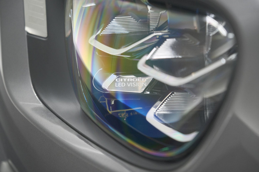 Citroën C3 PureTech 110 EAT6 Max | Apple Carplay | Parkeersensoren | Climate Control | 16 Inch Lichtmetalen Velgen Citroën C3 PureTech 110 EAT6 Max | Apple Carplay | Parkeersensoren | Climate Control | 16 Inch Lichtmetalen Velgen