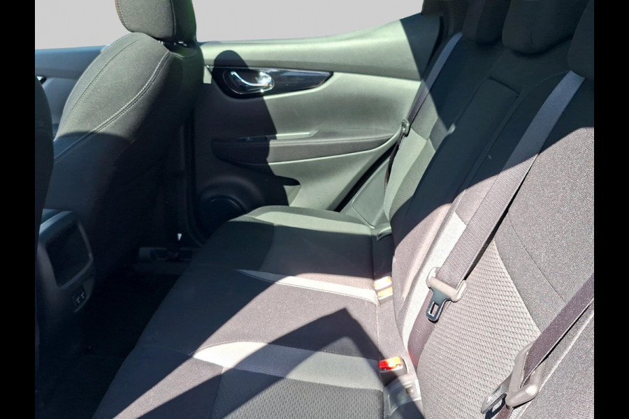 Nissan QASHQAI 1.3 DIG-T N-Connecta design pack