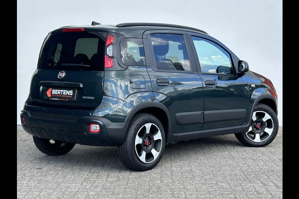 Fiat Panda 1.0 Hybrid RED Cross