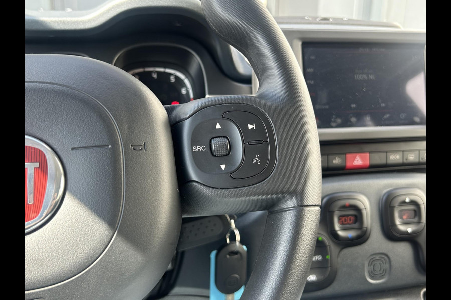 Fiat Panda 1.0 Hybrid RED Cross