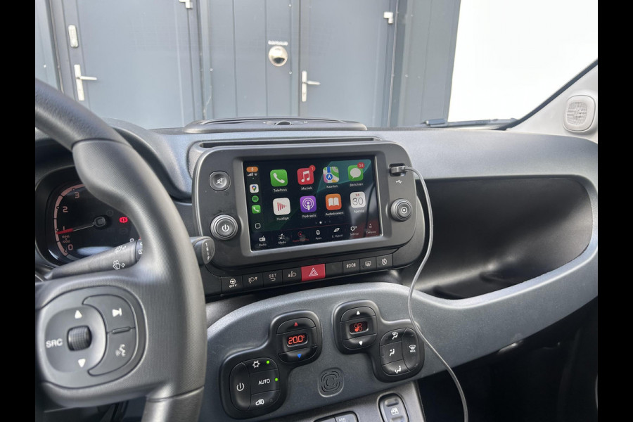 Fiat Panda 1.0 Hybrid RED Cross