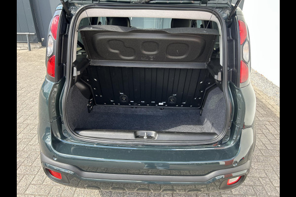 Fiat Panda 1.0 Hybrid RED Cross