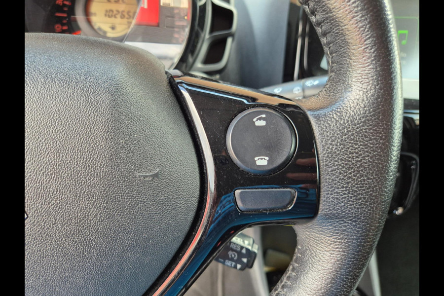 Peugeot 108 1.0 e-VTi Allure Navi, Cam, Keyless, NAP