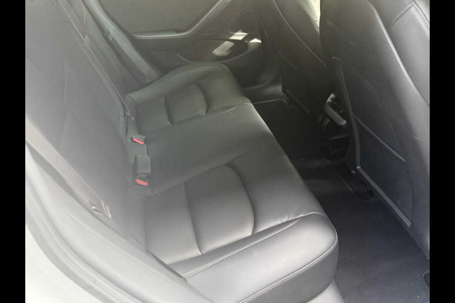 Tesla Model 3 Long Range AWD 75 kWh l Pano l AutoPilot l Camera l